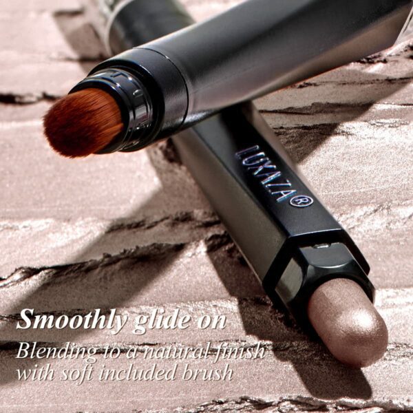 Cream Eyeshadow Stick with Blending Brush - Image 3