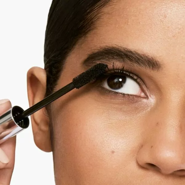 Clinique High Impact Mascara | Lengthening, Volumizing + Safe For Sensitive Eyes - Image 4